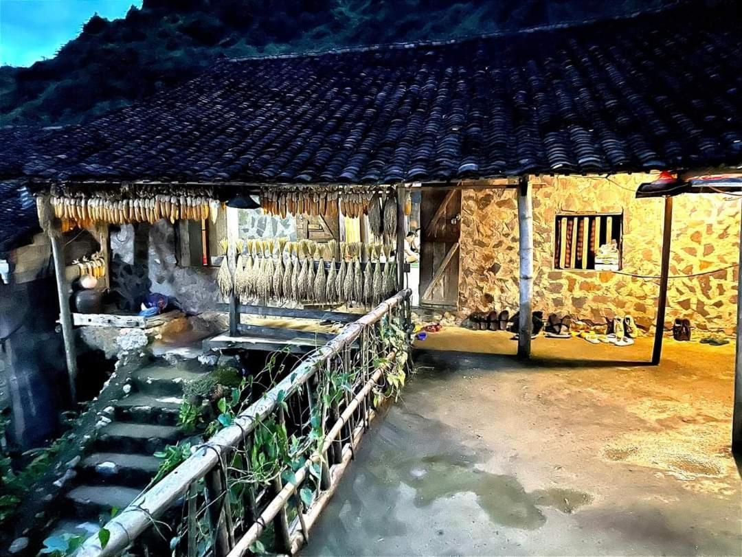 Hoang Cong Ban Gioc Homestay カオバン エクステリア 写真