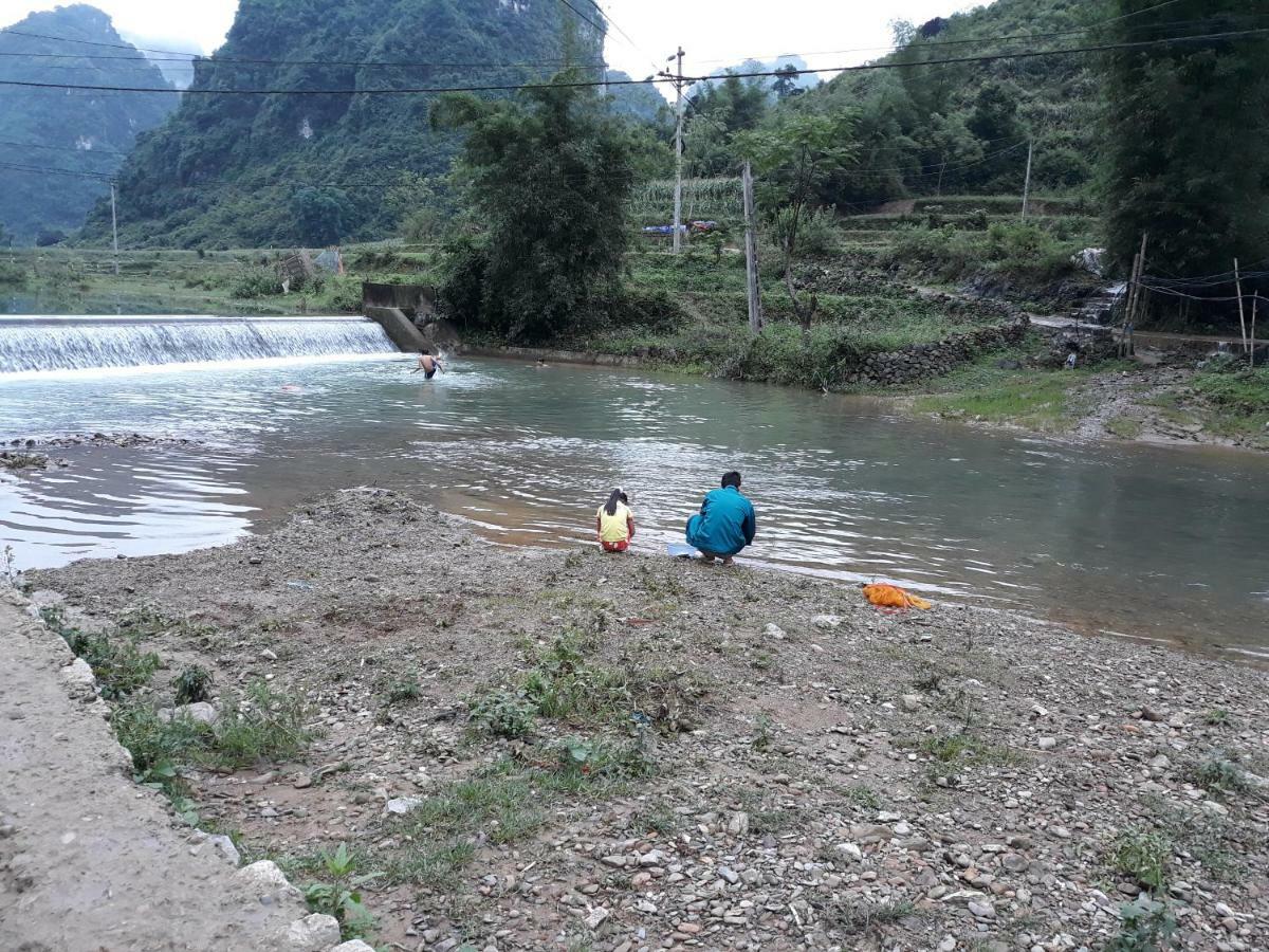 Hoang Cong Ban Gioc Homestay カオバン エクステリア 写真